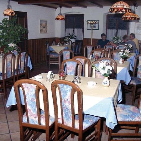 Hotel Drei Koenige 넥카르비쇼프샤임 외부 사진