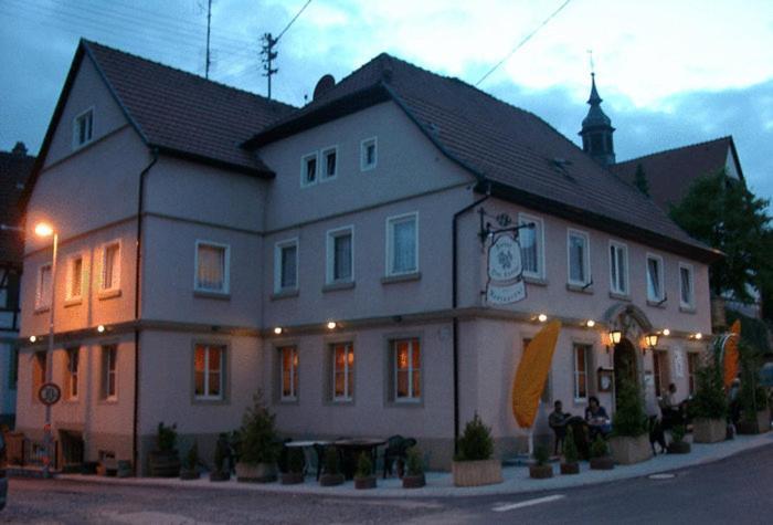 Hotel Drei Koenige 넥카르비쇼프샤임 외부 사진