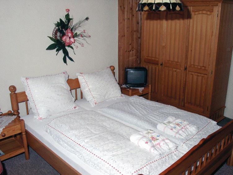 Hotel Drei Koenige 넥카르비쇼프샤임 외부 사진